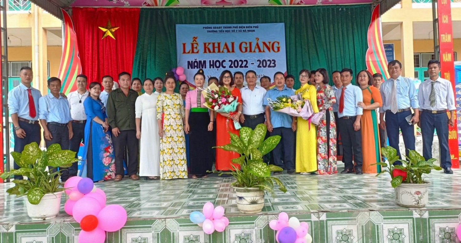 TƯNG BỪNG CHÀO ĐÓN NĂM HỌC MỚI 2022-2023